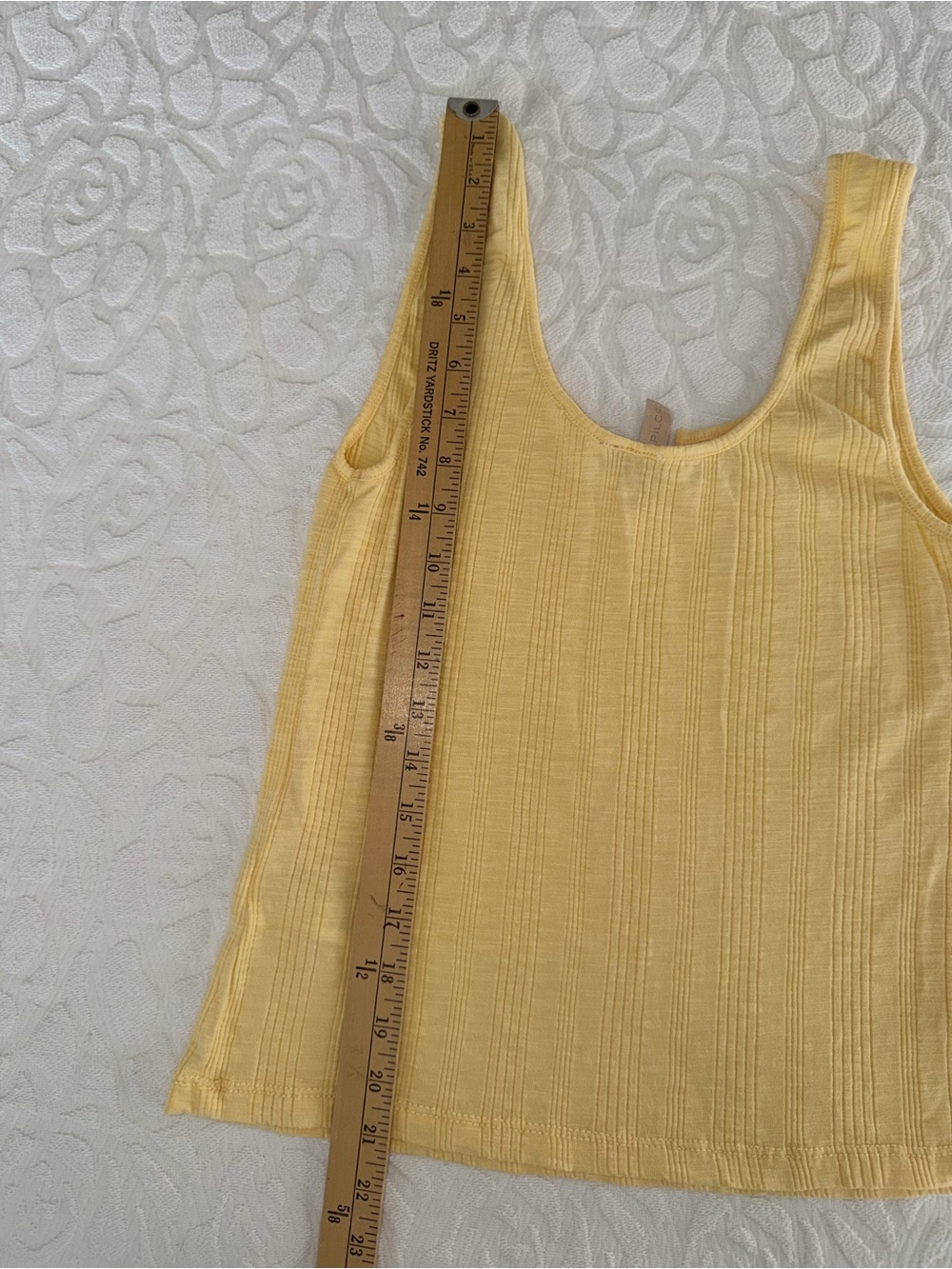 Pilcro Yellow Ribbed Scoop Tank Top - Picture 4 of 5